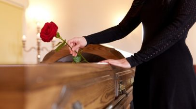 WHAT HAPPENS IF A SPOUSE DIES DURING A DIVORCE?